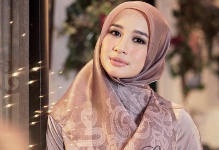 Laudya Cynthia Bella Mengaku Melepas Perhiasan Merupakan Hal yang Dipelajarinya Setelah Hijrah