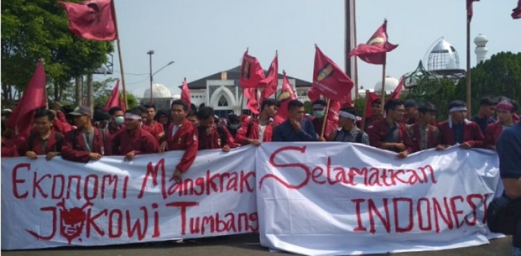 Kita Diam Kita Zholim, Jadi Tagline DPP IMM Melaksanakan aksi Demo Kenaikan BBM Bersubsudi