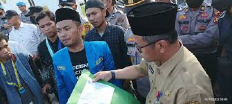 CSR BRK Syariah Tak Berdampak pada  Kepentingan Masyarakat Riau, PMII Riau-Kepri minta Syamsuar Mundur Sebagai Gubernur Riau