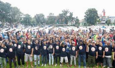 Kedatangan Anies Baswedan Dikota Medan, Disambut Puluhan Abang Becak Menggunakan Kaos Ganjar Pranowo