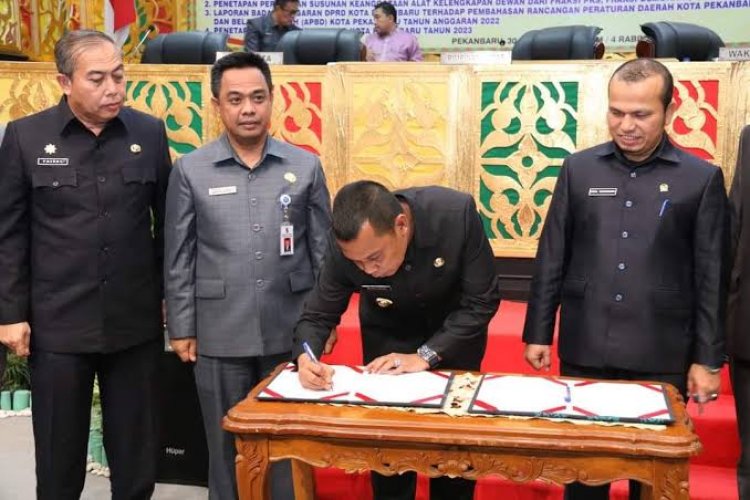 Ada Kenaikan Dari Tahun Sebelumnya Mou KUA - PPAS APBD Kota Pekanbaru Tahun 2023 Sebesar 2,699 T