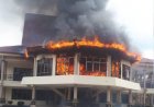 Breaking News ! Gedung DPRD Kabupaten Inhu Mengalami Kebakaran