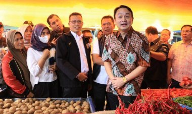 Ikuti Langkah Menteri Perdagangan, Dalam Kunjungan Ke Provinsi Riau Wamendag Juga Berkunjung Ke Pasar Cikpuan Kota Pekanbaru