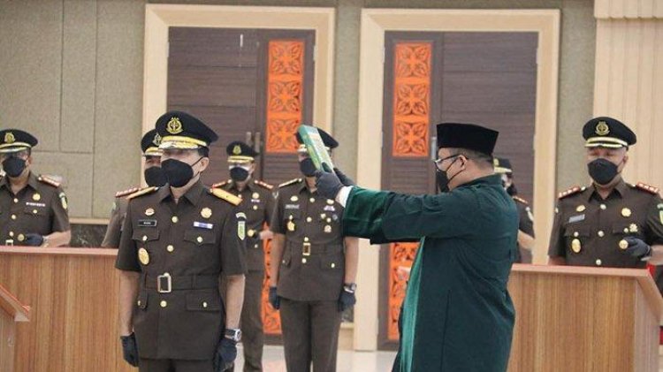 Perombakan Ditubuh Kejaksaan Tinggi Riau, Dr. Supardi Pimpinan Langsung Acara  Pengambilan Sumpah Jabatan