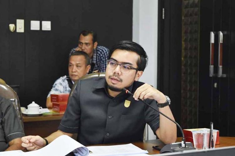 Hanya Mengandalkan APBD Kota Pekanbaru untuk Pelaksanaan Perbaikan Jalan, Ginda Burnama Desak Pemko Cari Tambahan Di Provinsi Hingga Pusat