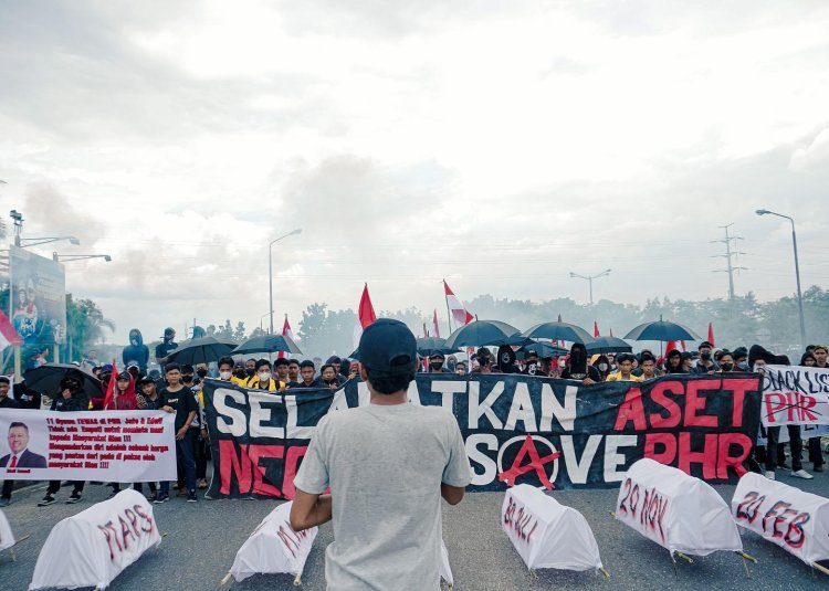 Tabur Bunga Diatas 11 Keranda  Peristiwa Kecelakaan Kerja, AMPR Tuntut Dirut PHR Di Pecat Tanpa Bisa Ditawar