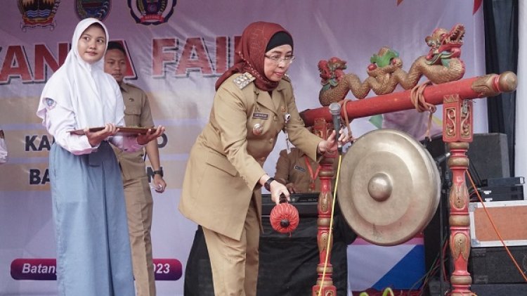 Fasilitasi Pencari Kerja, SMKN 1 Batang Gelar Job Fair