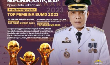 PJ Walikota Pekanbaru Terima Penghargaan Top Pembina BUMD Awards 2023