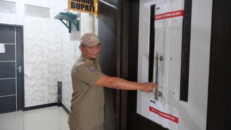 KPK Amankan 25 Orang di OTT Bupati Meranti, Termasuk Sekda