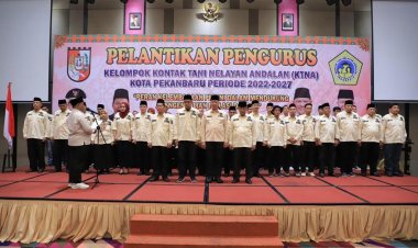 Pj Wali Kota Pekanbaru Hadiri Pelantikan Pengurus Kelompok Tani Andalan Kota Pekanbaru Periode 2023 - 2027