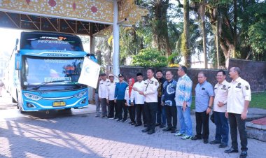 Sekdako Lepas Kontingen Pekanbaru Ikuti Penas KTNA di Padang