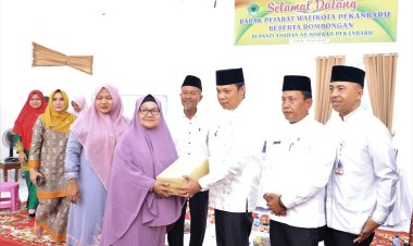 Pj Walikota Pekanbaru Beri Santunan ke Panti Asuhan As Shohwah