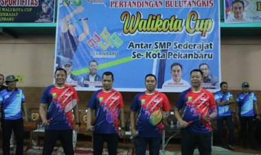 17 Klub Bulu Tangkis Tingkat SMP Bertanding di Wali Kota Pekanbaru Cup