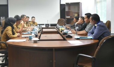 Komisi IV DPRD Kota Pekanbaru Hearing dengan Dinas Perkim