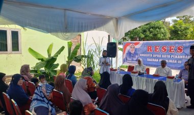 Laksanakan Reses, Arwinda Serap Keluhan Dari Warga