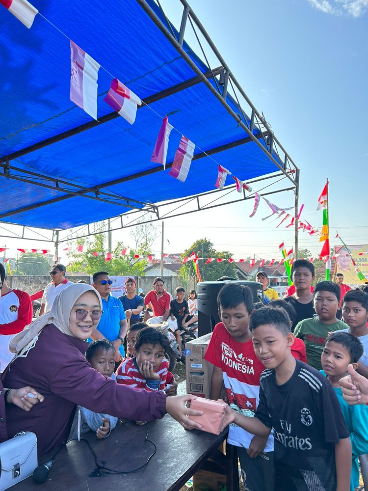 Bekerja Sama Dengan Perangkat Desa Air Dingin, Mahasiswa KKN Kelompok 14 UMRI Taja Perlombaan Hari Kemerdekaan Republik Indonesia