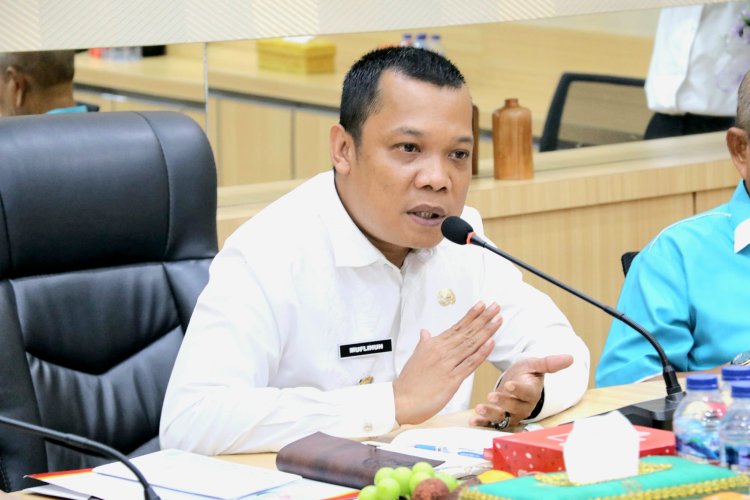 PJ Wali Kota Pekanbaru Minta Warga Untuk Laporkan Oknum yang Minta Uang Kebersihan ke APH