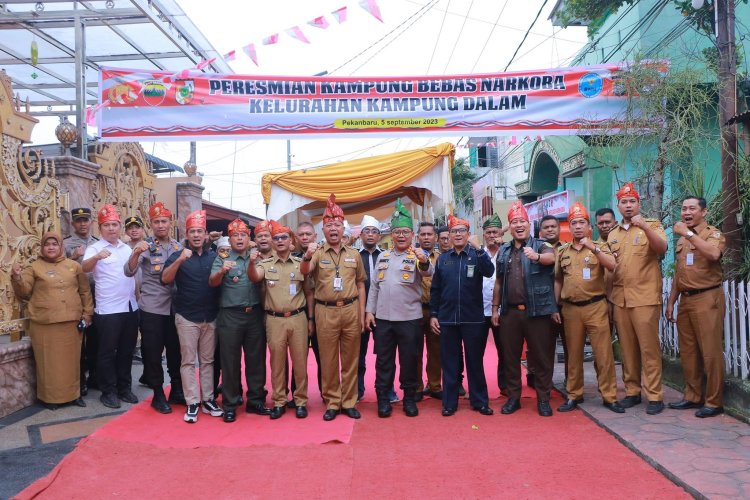 Sekda Kota Pekanbaru Resmikan Kampung Bebas Narkoba di Kelurahan Kampung Dalam