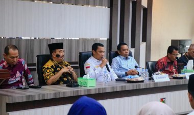 Pj Wali Kota Pekanbaru Ajak Mubaligh Ikut Sampaikan Program Pemko yang Menyentuh Masyarakat