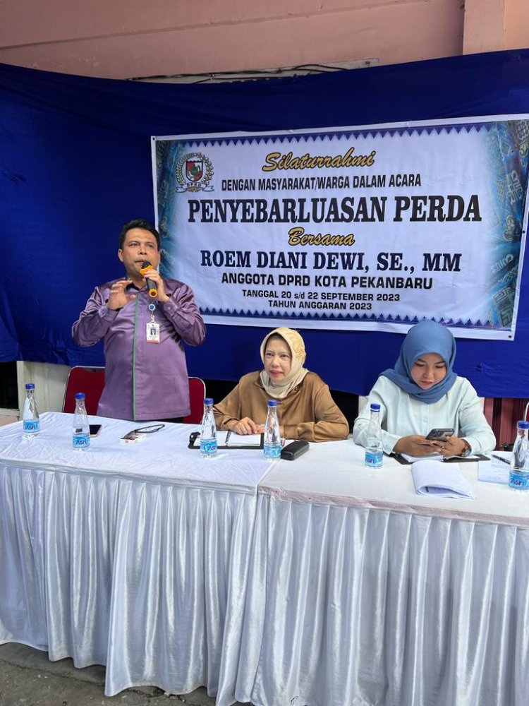 Anggota DPRD Roem Diani Dewi Laksanakan Pemyebarluasan Perda No 14 tahun 2018