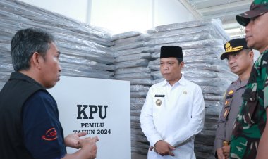 Pj Wali Kota Pekanbaru dan Forkopimda Tinjau Gudang Logistik KPU