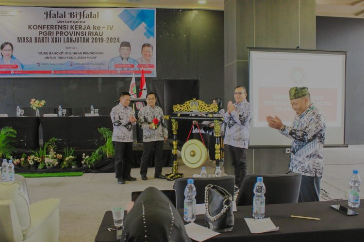 PGRI Riau Gelar Konferensi Kerja Ke IV, Seluruh Peserta Mengharapkan Dr. Adolf Bastian, M.Pd Lanjutkan Kepemimpinan