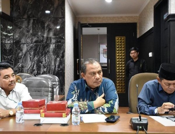 Anggota Banmus yang hadir saat rapat 