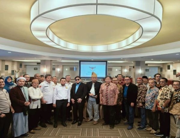 Pertemuan Pangeran Haj Razeed bin Pangeran Haj Petra dengan beberapa Perusahaan di Provinsi Riau