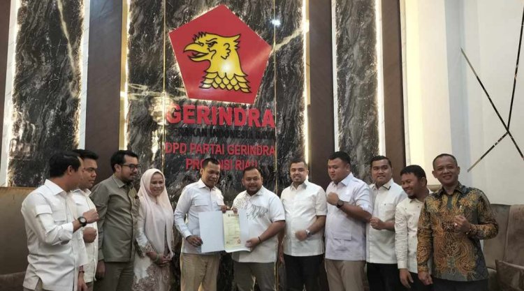 SK Gerindra Keluar, Muflihun Dan Ade Hartati Rahmat Sah Berlayar Pilwako Pekanbaru Tahun 2024