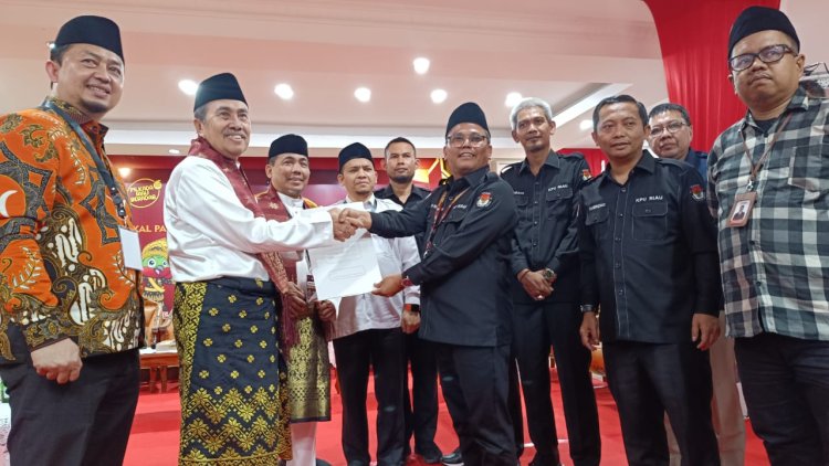 Pertama Mendaftar Ke KPU, Pasangan Syamsuar Dan Mawardi Jumawa Dapat Memenangkan Pilkada Gubernur Riau 2024