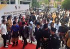 Diiringi Lantunan Kompang, Orang Tua dan Anak Resmi Menjadi Anggota DPRD Kota Pekanbaru Periode 2024 - 2029