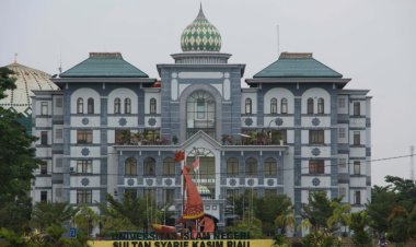 Saling Lapor Perbuatan Tidak Terpuji, Polda Riau Tetapkan Rektor Dan Satu Dosen UIN Suska Jadi Tersangka
