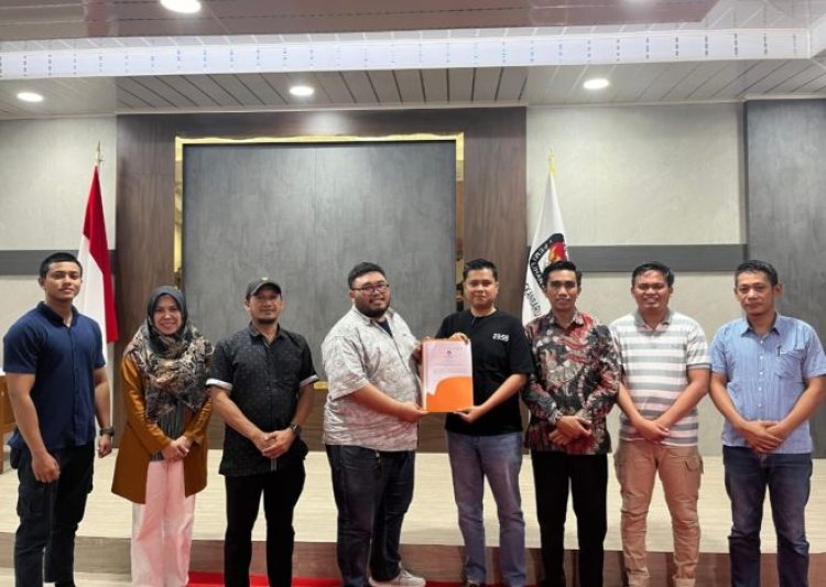 Dari 5 Pasangan Bakal Calon Walikota, PATEN jadi Pasangan Pertama Yang Lengkapi Syarat Ke KPU Pekanbaru