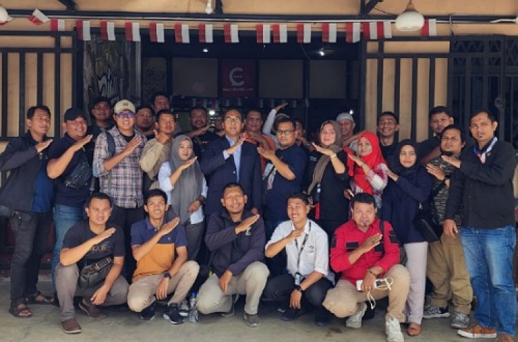 Mempererat Tali Silaturahim, Manajemen Bandara SSK II Pekanbaru Gelar Coffe Morning Bersama Wartawan