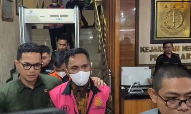 Terlibat Mark Up Jasa Pembuatan Video, Kejari Tetapkan Kadiskominfo Pekanbaru Sebagai Tersangka