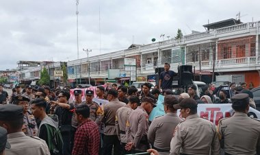 Beasiswa Tak Kunjung Diumumkan, Ratusan Mahasiswa Geruduk Kantor Bupati Bengkalis