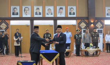 Gantikan Posisi Zarman Candra, Pemko Pekanbaru Lantik Zulhelmi Arifin Sebagai PJ Sekretaris Daerah