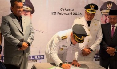 Tunaikan Janji Politik, Walikota Pekanbaru Teken Perwako Penurunan Tarif Parkir