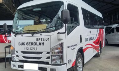 Perkuat Akses Pendidikan, Pemko Pekanbaru Terima 2 Armada Bus dari Kementerian