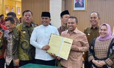 Rapat Bersama Gubernur Riau, Bupati Pelalawan Minta Perhatian Serius untuk Jalan Lintas Bono