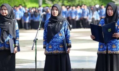 Rayakan Hari Kartini,  Pemkab Inhu Beri Ruang ASN Perempuan Ambil Alih Seluruh Peran Dalam Pelaksanaan Upacara