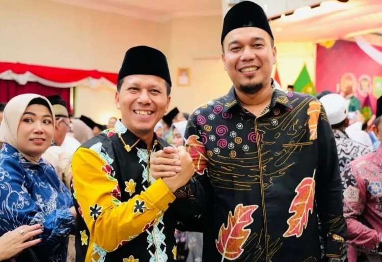 Alumni Jadi Kepala Daerah, Bupati Inhu Terima Penghargaan dari Universitas UIN Suska Riau