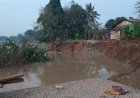 Abrasi Sungai Indragiri Ancam Pemukiman Warga Dan SDN 024 Di Desa Pasir Kemilu