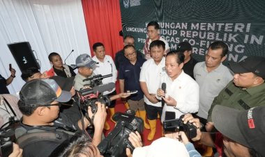 Diserahkan Mentri Lingkungan Hidup RI, PTPN IV PalmCo Raih Sertifikat Emisi Pertama di Industri Perkebunan Nasional