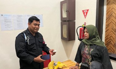 Upaya Penyelundupan HP Dan Headsheet Gagal Di Lapas Kelas IIA Pekanbaru, Petugas Periksa Napi Dan Pengunjung
