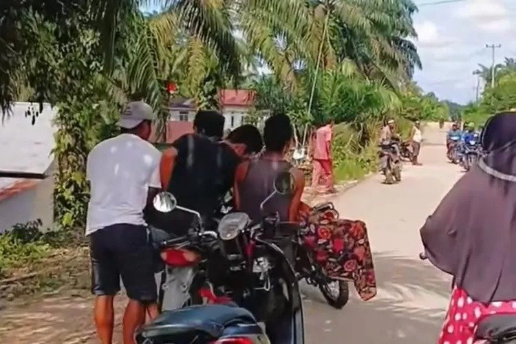Viral Jenazah Dibopong Tanpa Ambulans, Komisi I DPRD Kampar Minta Inspektorat Audit Ambulans Desa