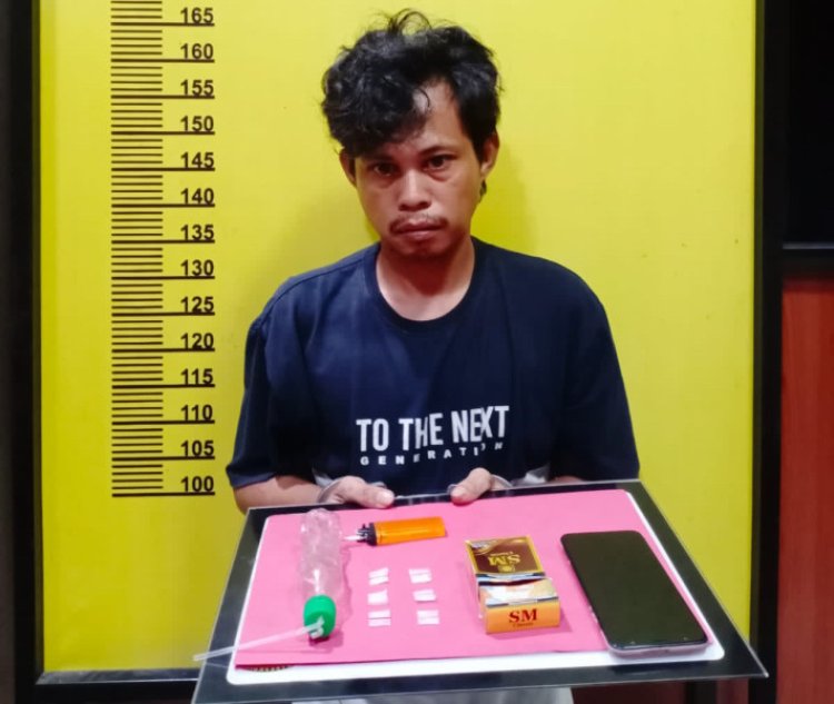 Grebek Kampung Teleng, Polres Inhu Tangkap Seorang Penjual Sabu
