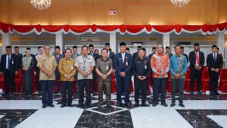 Lantik 30 Pejabat Eselon III, Gubernur Riau Tegaskan Jabatan Bukan Hadiah Tapi Amanah