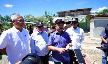 Tinjau Jalan Rusak Di Rokan Hilir, Gubernur Riau Berkomitmen Prioritaskan Pemulihan Jalan Fungsional