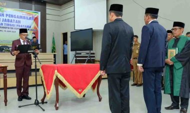 Dorong Semangat Baru Dalam Pelayanan Publik, Bupati Meranti Lantik Dua Kepala OPD